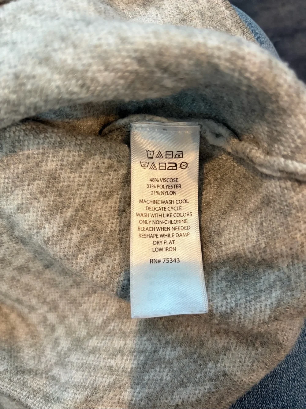 Max Studio soft knit